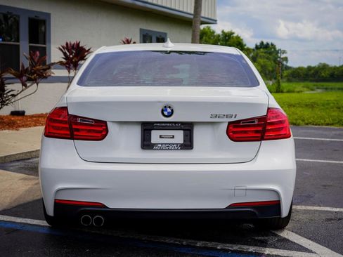 Used 2013 BMW 328i Sedan RWD image 5