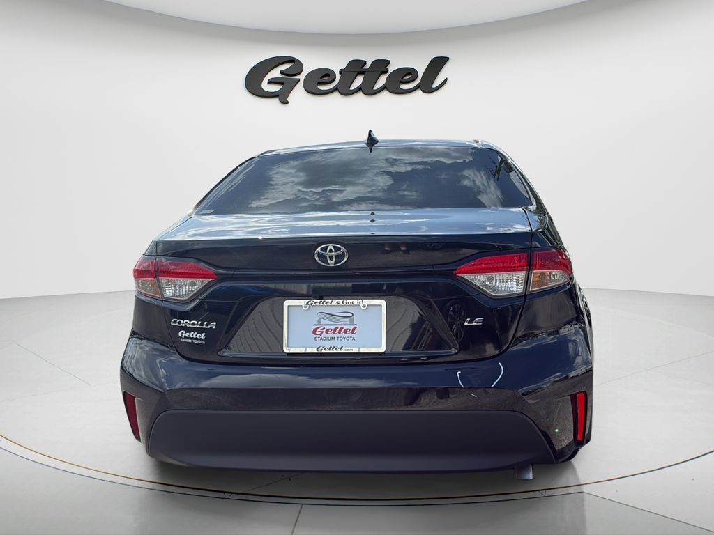 Used 2026 Toyota Corolla LE FWD image 6