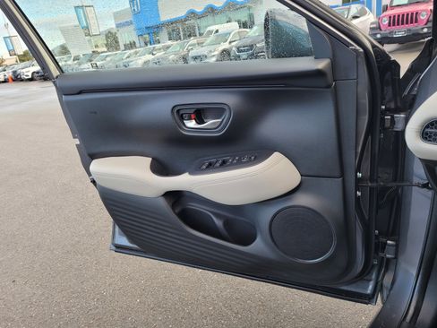 Certified 2024 Honda HR-V LX image 15