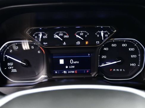 Used 2021 GMC Sierra 1500 SLT w/ SLT Premium Plus Package RWD image 20