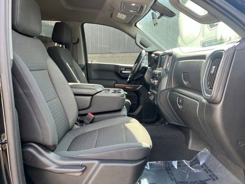Used 2020 Chevrolet Silverado 1500 LT Trail Boss w/ Convenience Package AWD/4WD image 11
