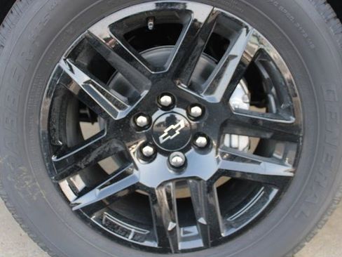 New 2026 Chevrolet Silverado 1500 Custom w/ Turbomax Blackout Package RWD image 8