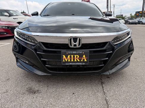 Used 2018 Honda Accord Touring image 14