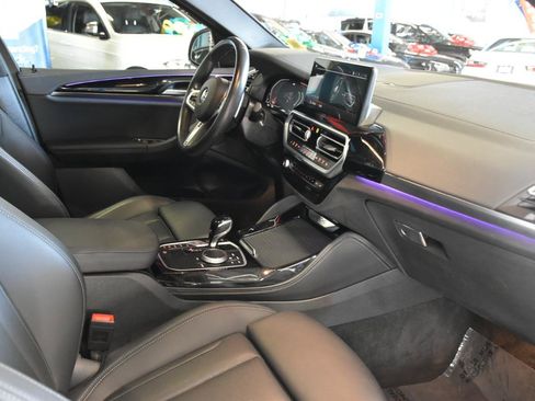 Used 2022 BMW X4 xDrive30i AWD/4WD image 16