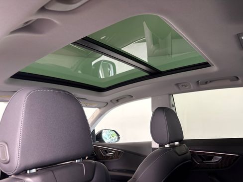 Certified 2022 Audi Q8 Premium Plus image 15