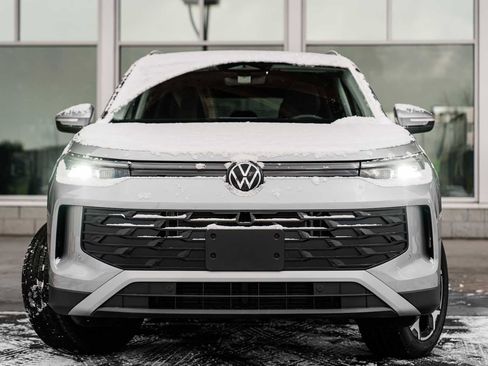 New 2026 Volkswagen Tiguan SE image 15