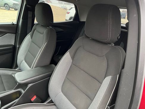 Used 2023 Chevrolet TrailBlazer LT w/ Convenience Package image 28