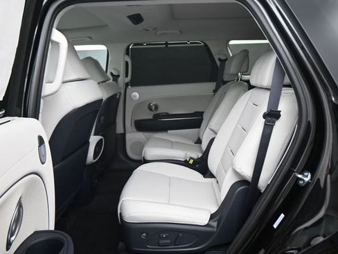 New 2026 Hyundai Palisade Calligraphy FWD image 16