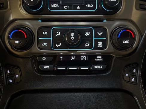 Used 2018 GMC Yukon Denali AWD/4WD image 33