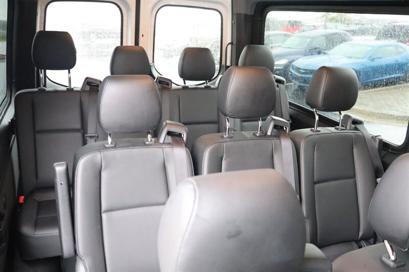 Used 2024 Mercedes-Benz Sprinter 2500 image 22