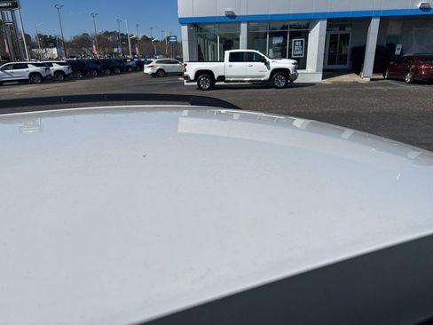 Used 2016 Ford Escape SE w/ Equipment Group 201A image 4