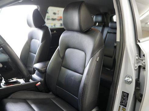 Used 2018 Kia Sportage EX image 24