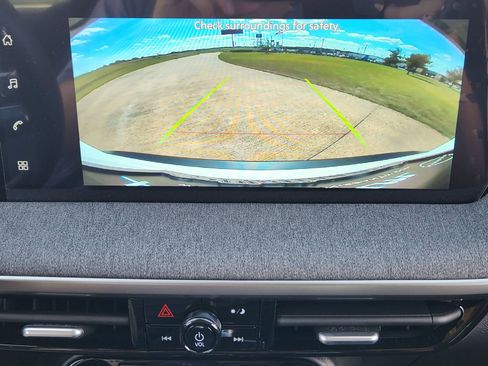 New 2026 Nissan Kicks SV w/ SV Premium Package image 17