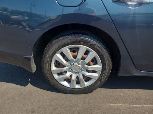 Used 2016 Nissan Sentra SV FWD image 11