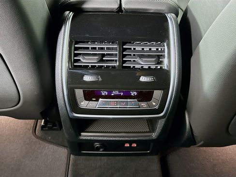 New 2026 BMW X5 sDrive40i w/ Climate Comfort Package image 18