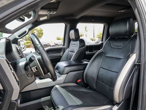 Used 2018 Ford F150 Raptor w/ Equipment Group 802A Luxury AWD/4WD image 19