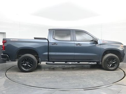 Used 2021 Chevrolet Silverado 1500 Custom Trail Boss w/ LPO, Dark Essentials Package AWD/4WD image 15