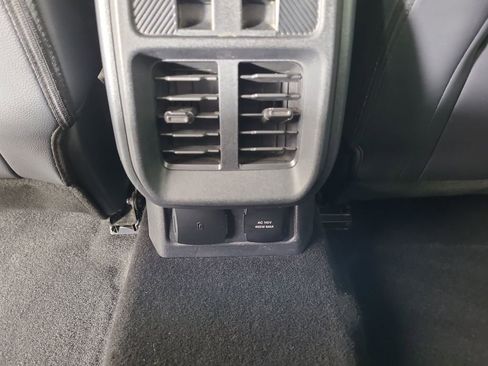 Used 2025 Ford Bronco Outer Banks image 17