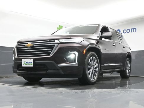 Used 2023 Chevrolet Traverse Premier image 6