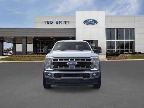 New 2025 Ford F450 XL image 7