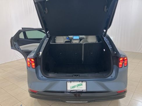 Used 2023 Ford Mustang Mach-E Premium image 22