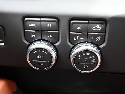 Used 2026 GMC Sierra 2500 Denali Ultimate w/ Max Trailering Package AWD/4WD image 59