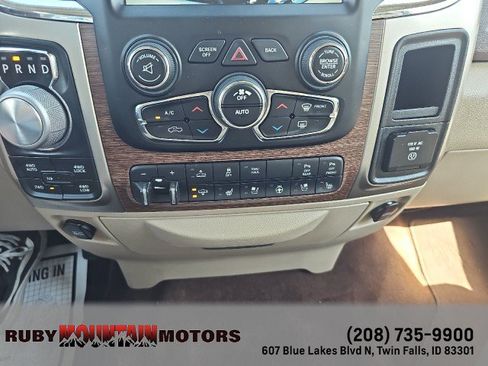 Used 2015 RAM 1500 Laramie w/ Convenience Group AWD/4WD image 22