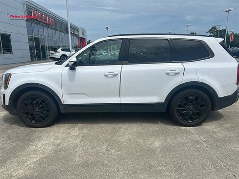 Used 2022 Kia Telluride SX w/ SX Prestige Package AWD/4WD image 4