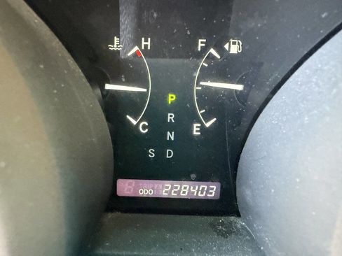 Used 2010 Toyota Highlander SE image 15