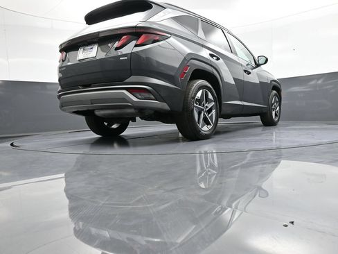 Certified 2025 Hyundai Tucson SEL AWD/4WD image 30
