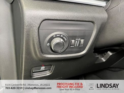 New 2025 Jeep Grand Cherokee Altitude AWD/4WD image 30