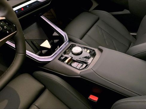 New 2025 BMW X3 xDrive30i w/ Premium Package image 6