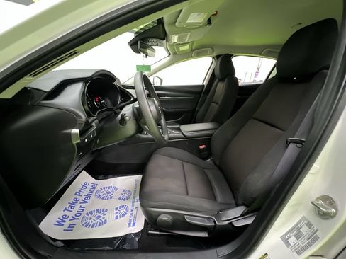 Used 2024 MAZDA MAZDA3 s FWD image 17