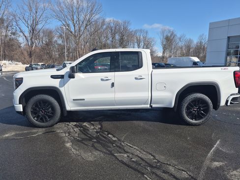 Used 2026 GMC Sierra 1500 Elevation w/ Preferred Package image 14