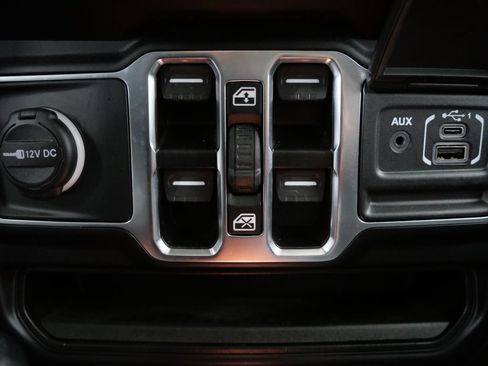 Used 2023 Jeep Wrangler Unlimited w/ Cold Weather Group AWD/4WD image 22