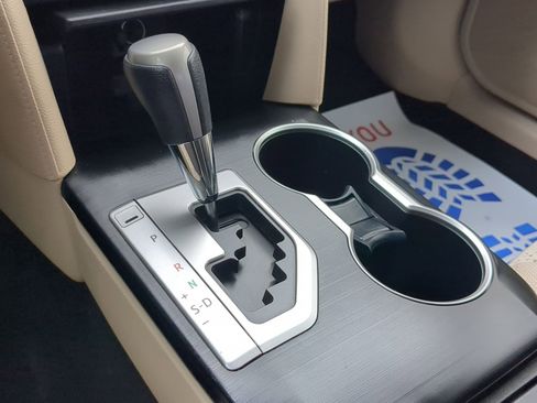 Used 2013 Toyota Camry LE image 23