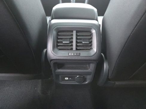 Certified 2023 Volkswagen Tiguan SE w/ Panoramic Sunroof Package image 27