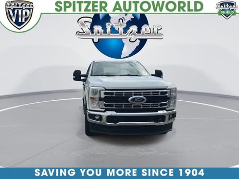 Used 2025 Ford F250 XLT AWD/4WD image 3