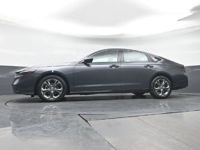 Used 2023 Honda Accord EX image 23