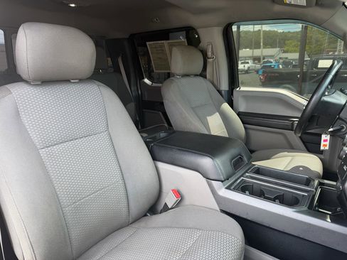 Used 2019 Ford F150 XLT w/ Equipment Group 302A Luxury AWD/4WD image 16