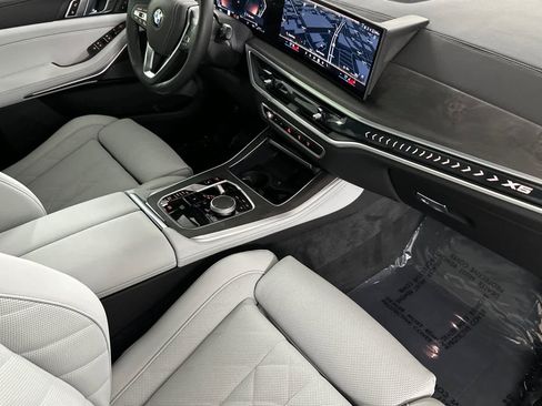 Used 2026 BMW X5 xDrive40i w/ Premium Package image 16