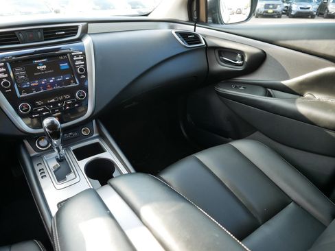 Certified 2024 Nissan Murano SV w/ SV Midnight Edition Package image 11