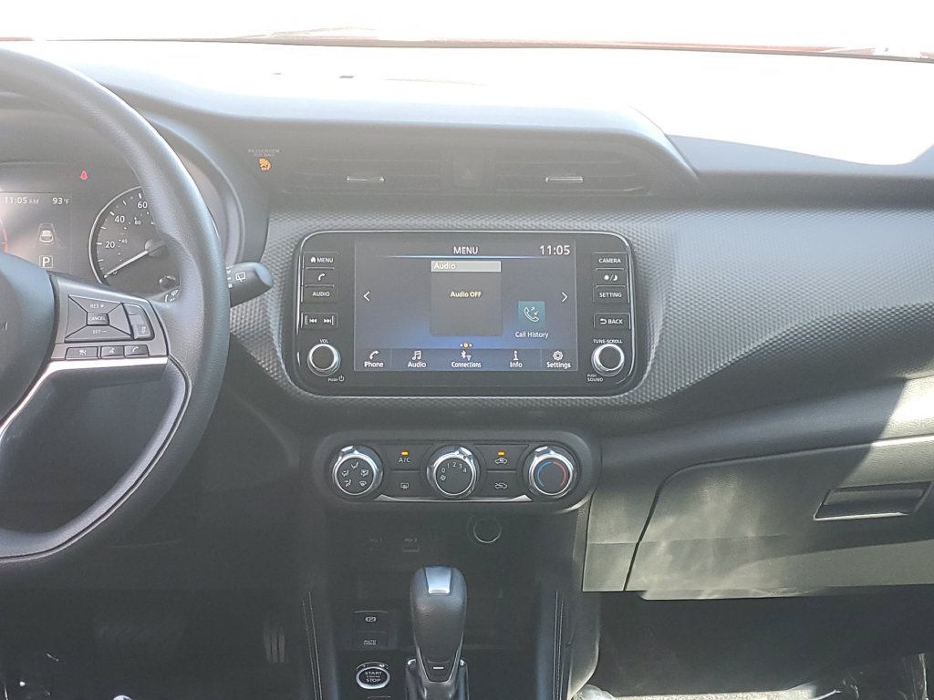 Used 2023 Nissan Kicks SV FWD image 22