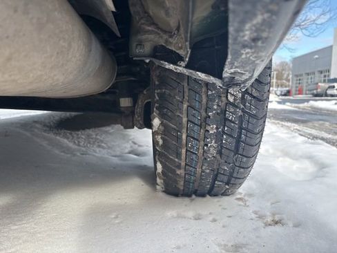 Used 2019 Toyota Corolla LE image 11