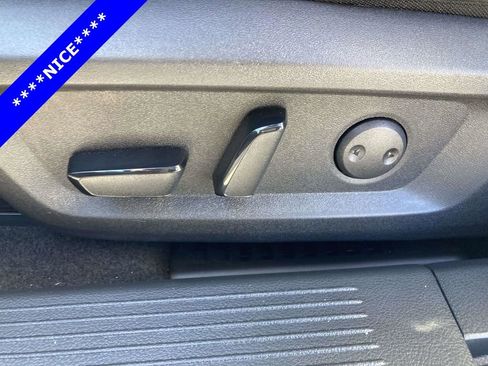 Used 2024 Nissan Rogue SL image 17