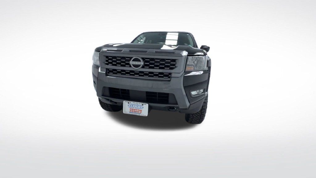 Used 2025 Nissan Frontier SV w/ SV Convenience Package AWD/4WD image 3