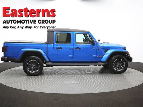 Used 2021 Jeep Gladiator Overland AWD/4WD image 42