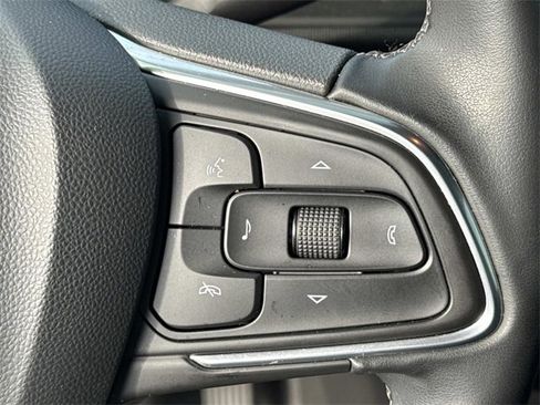 Used 2024 Buick Envista Sport Touring w/ Convenience I Package image 29