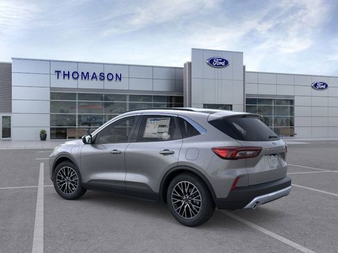 New 2025 Ford Escape SE image 4