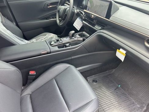 Used 2026 Toyota Crown w/ Advanced Technology Package AWD/4WD image 11